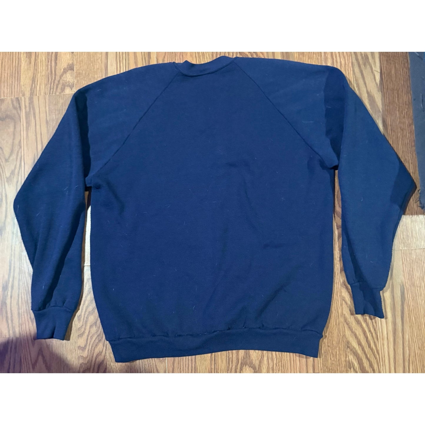 Beautiful 90s Eagle Crew Neck Sweater