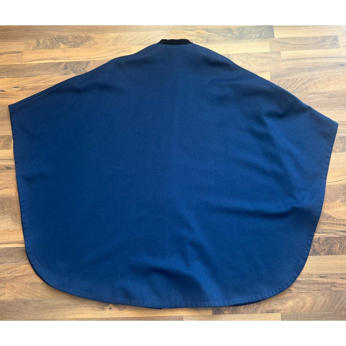 1960s Original-Lanz Austrian Loden wool cape Size m-xl