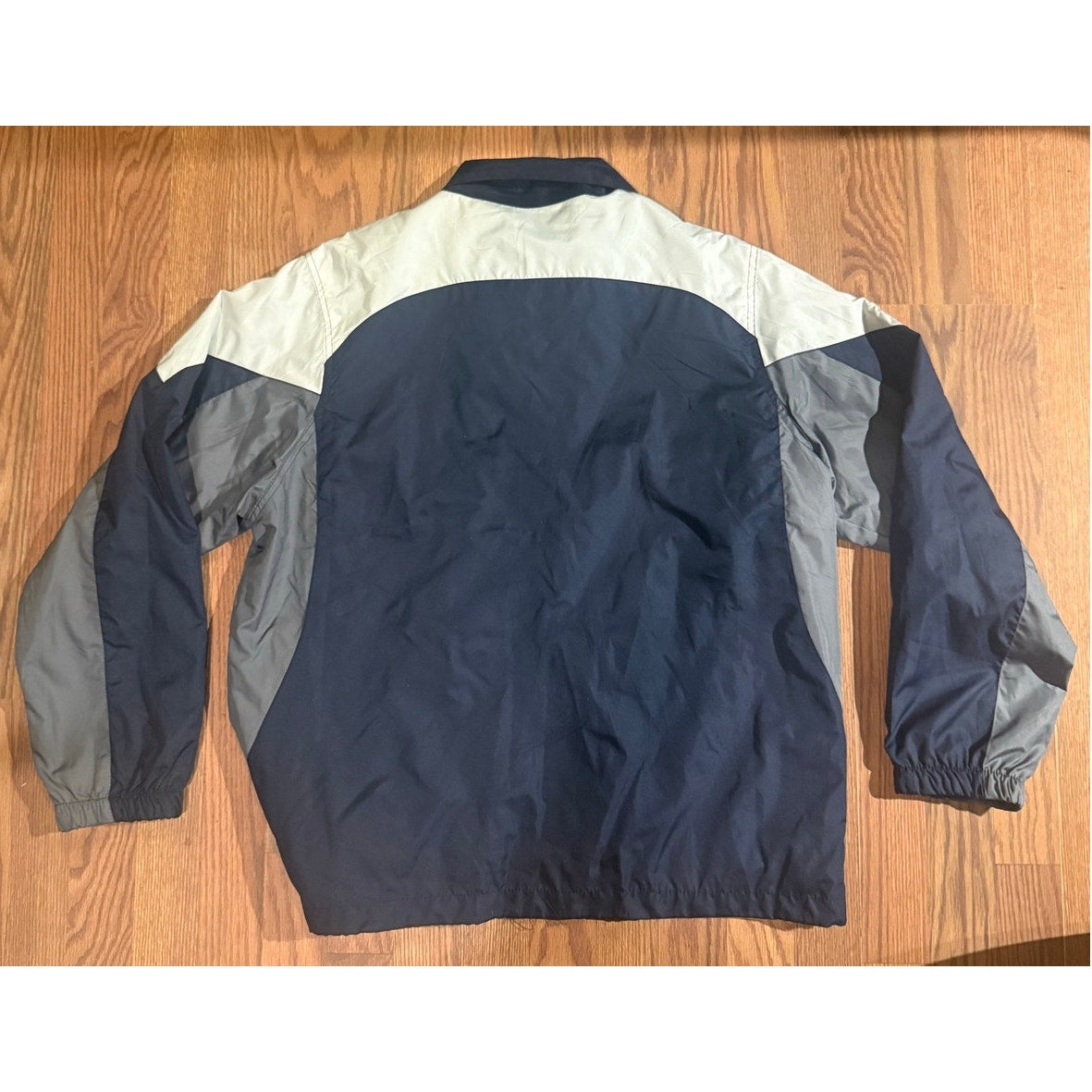 New England Patriots Dunbrooke Windbreaker size Large
