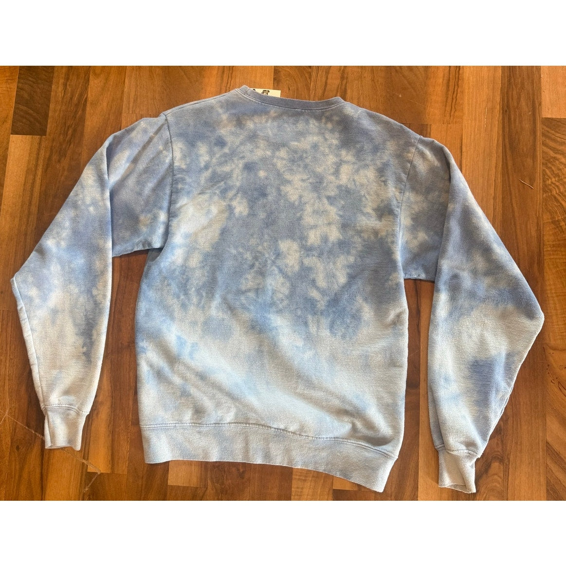 Walt Disney Pictures Blue Tie Dye Crew Neck Size Medium
