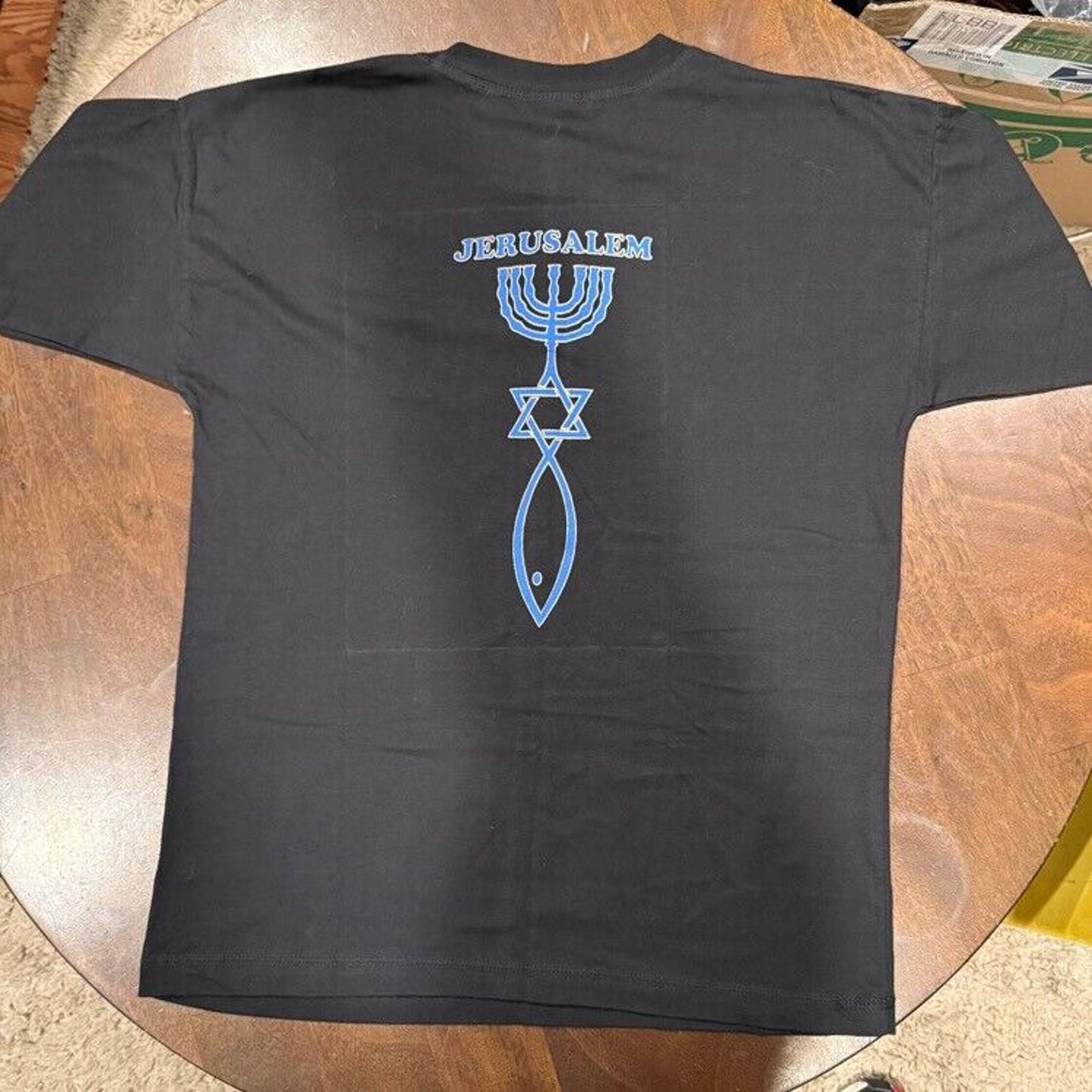 Art of the Land Jerusalem shirt triple stitched size Large