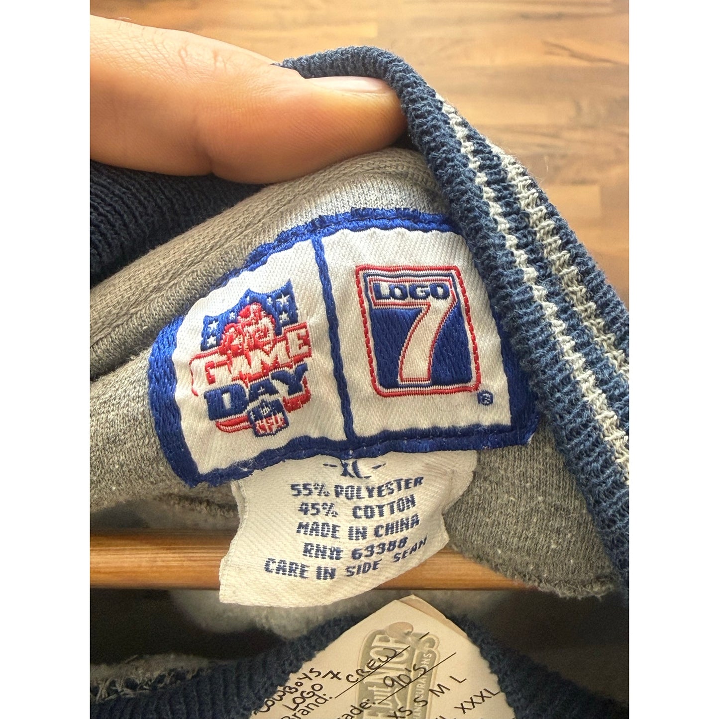 Logo 7 Custom 1 of 1 Dallas Cowboys Sweater Size XL