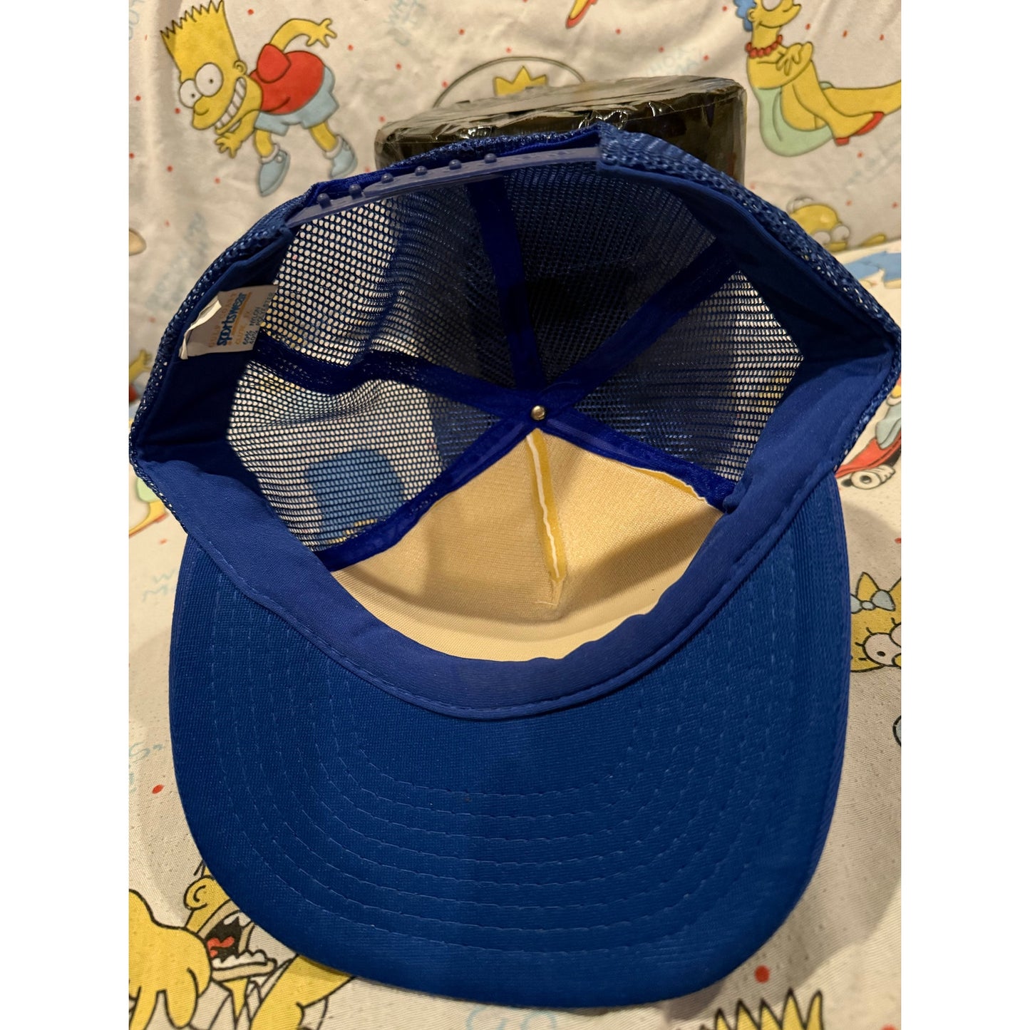 True vintage burn them rocks Oil hat