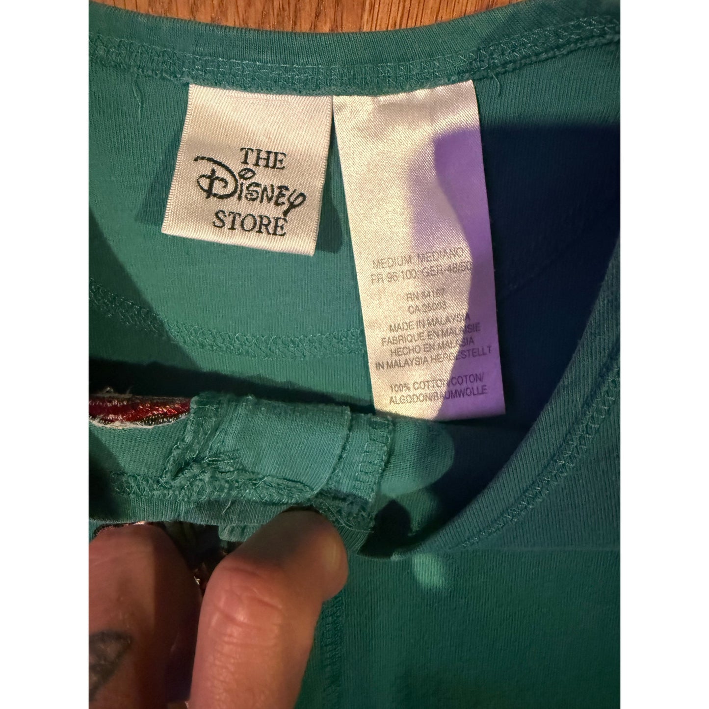 90s Disney Snow White and the 7 dwarves embroidered