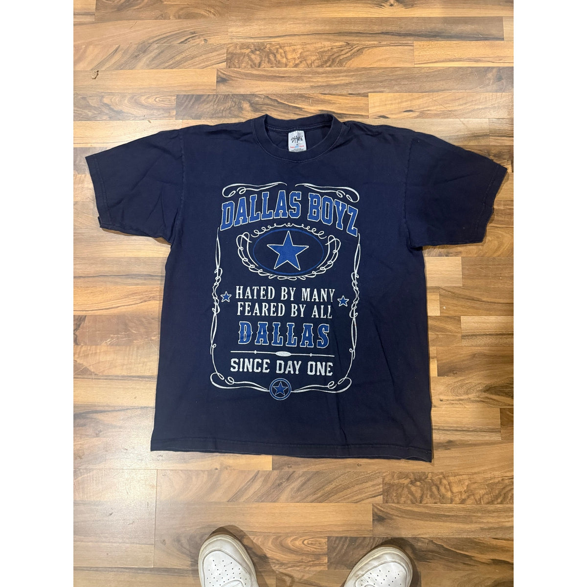 Dallas Boys Shaka wear size XL
