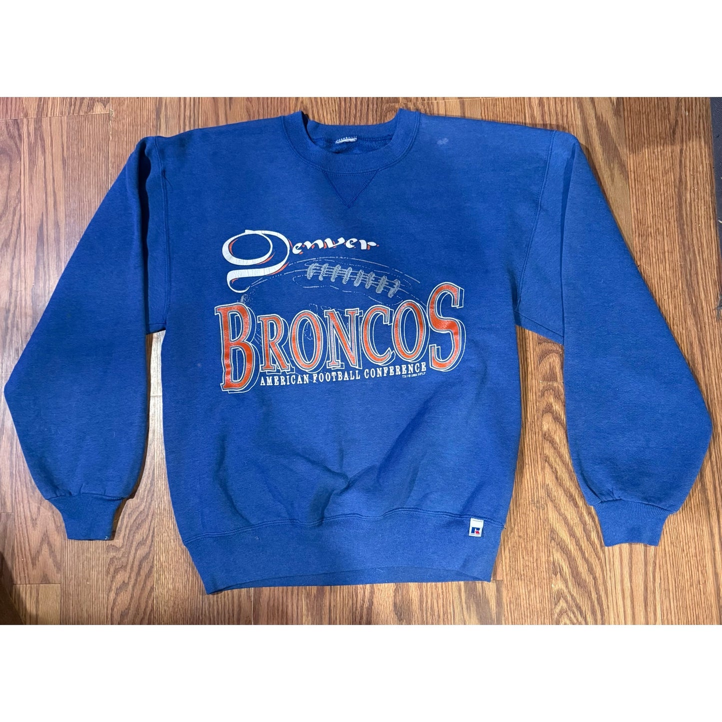 Vintage Denver Broncos Crewneck – Russell Athletic (1994)