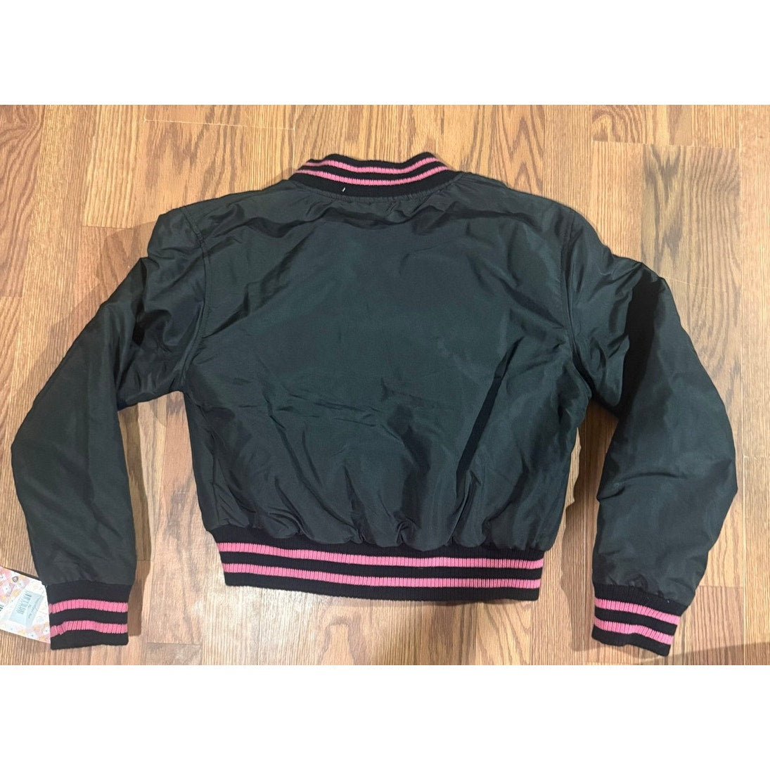 NWT Y2K Reversible Tweety Bird Bomber Jacket size Medium