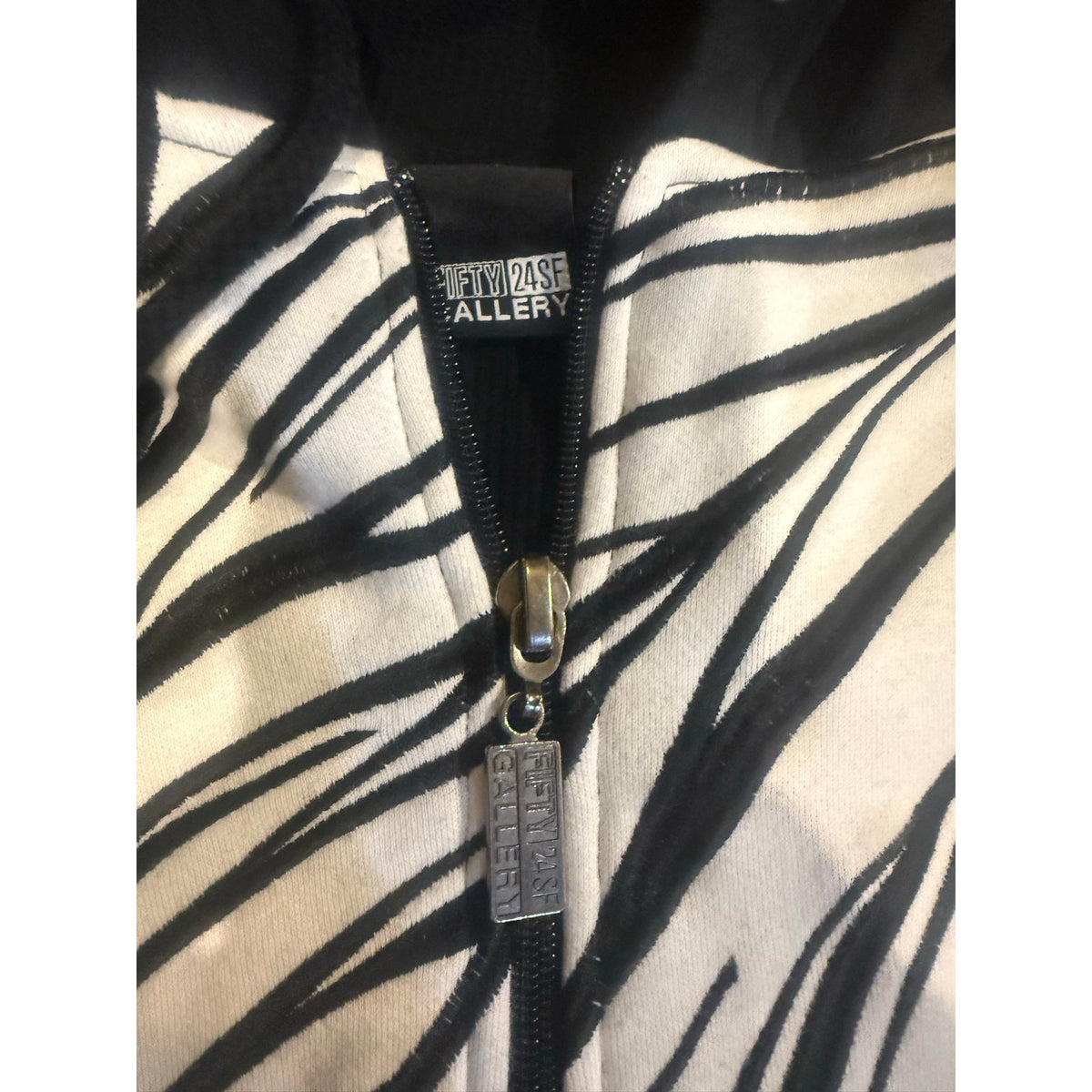 2009 Usugrow x Upper Playground hoodie Size XL