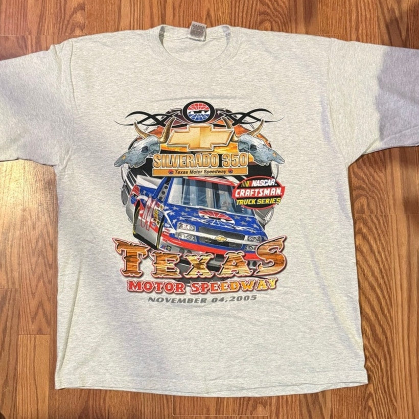 2005 Silverado 350 Texas Speedway Crasftman Truck Size XL