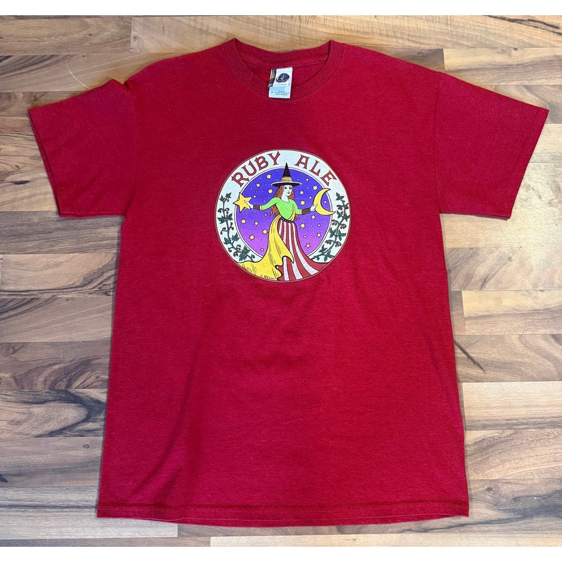 Ruby Ale Witch Graphic Size Medium