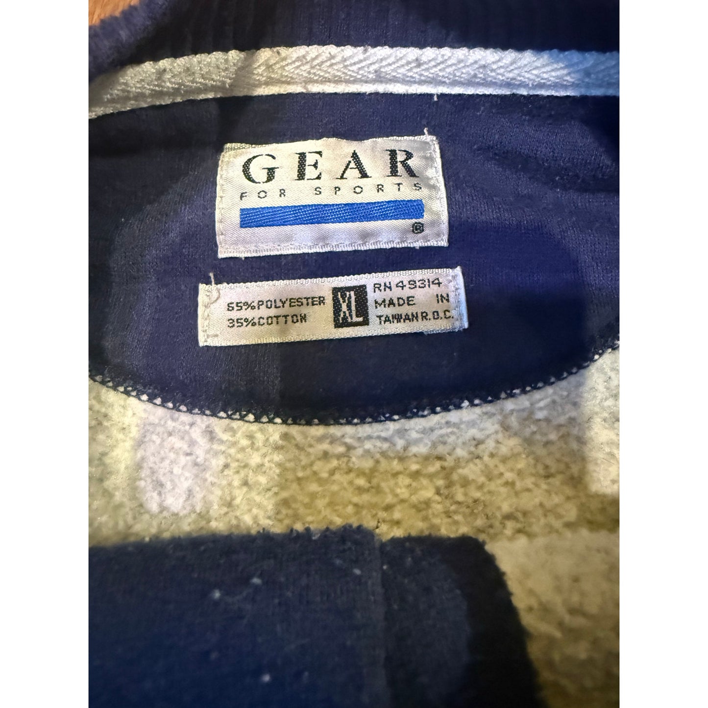 Wisconsin Tri-Color Henley Crew Sweatshirt Size XL