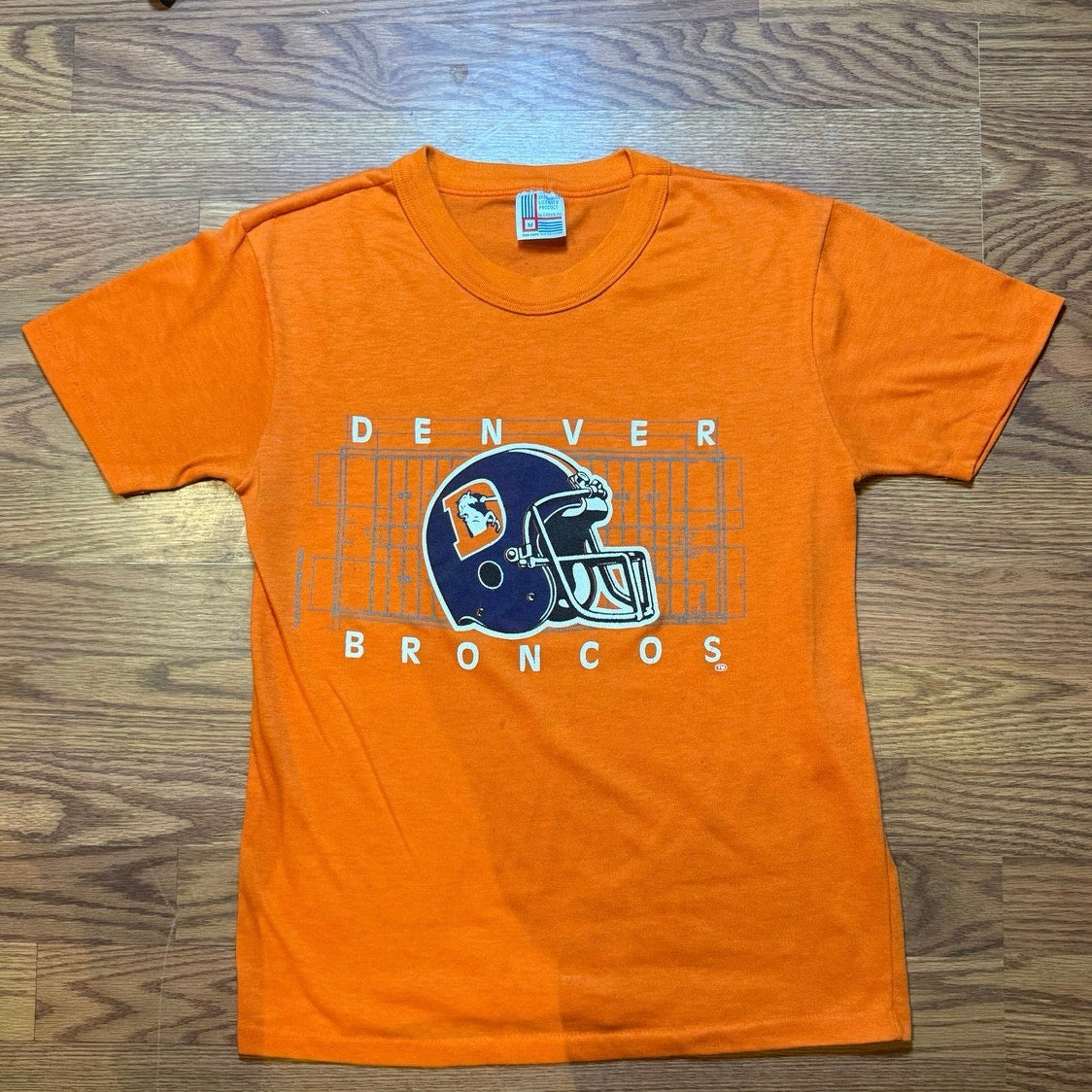 Denver Broncos Orange Field Single Stitch Size Medium