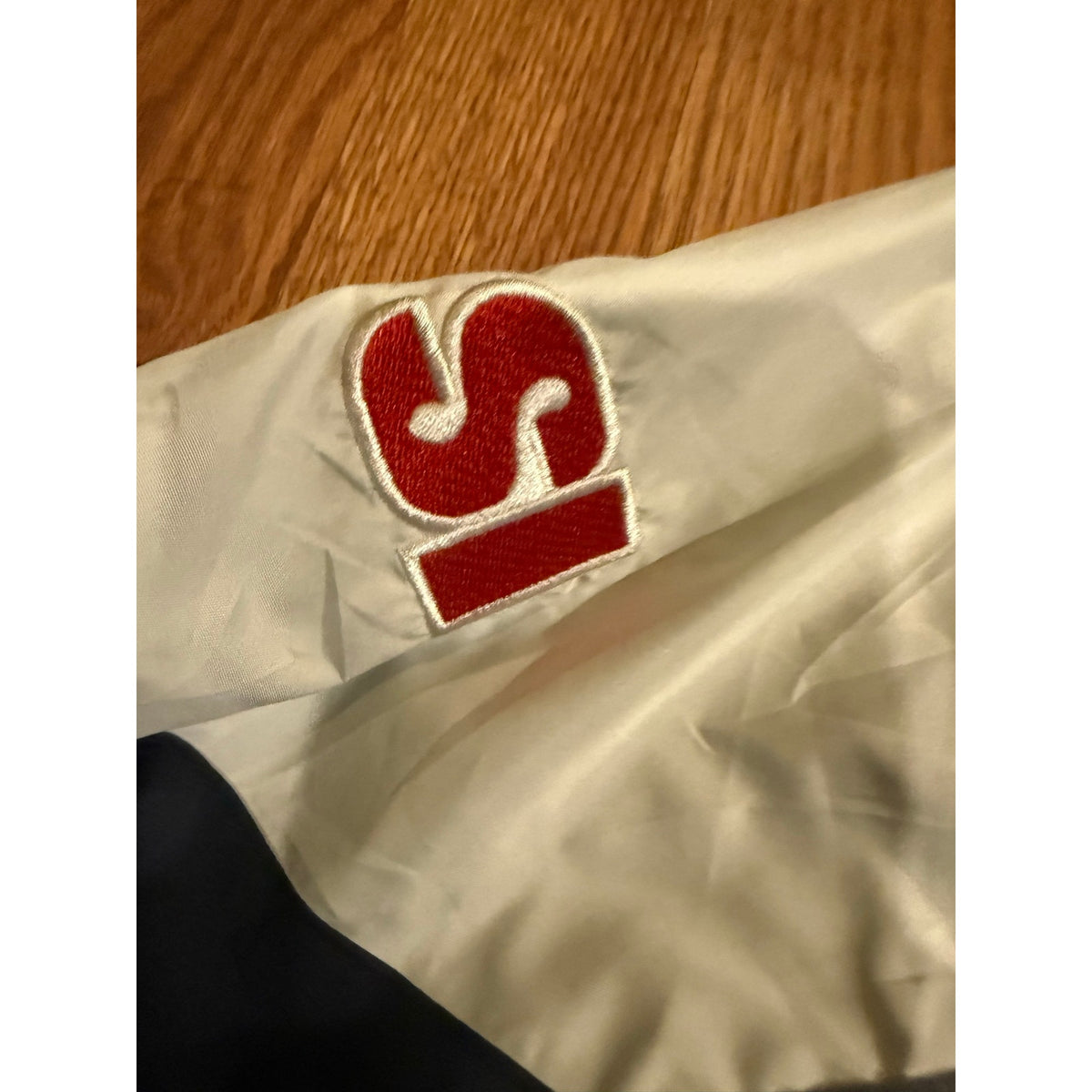 New England Patriots Dunbrooke Windbreaker size Large