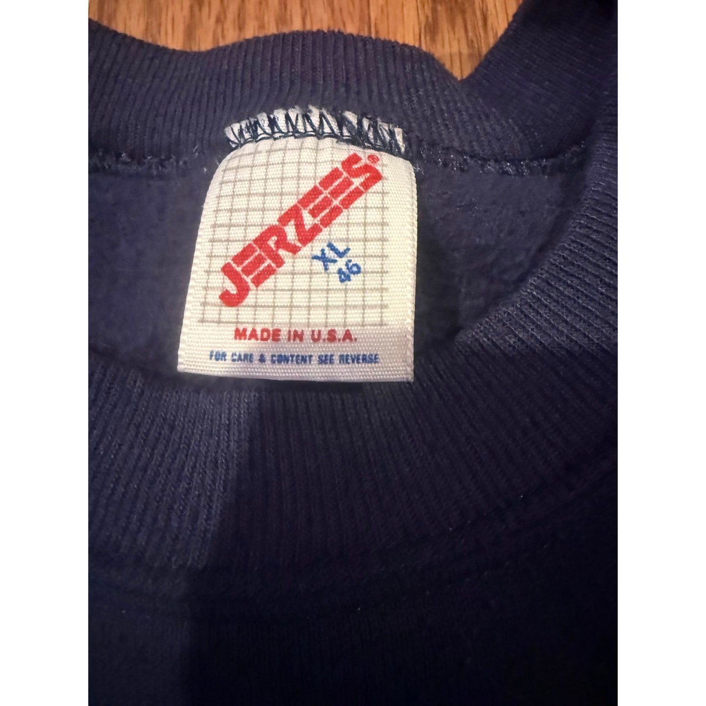 Beautiful 90s Eagle Crew Neck Sweater