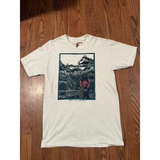 True vintage Rock N Roll Warrior white M