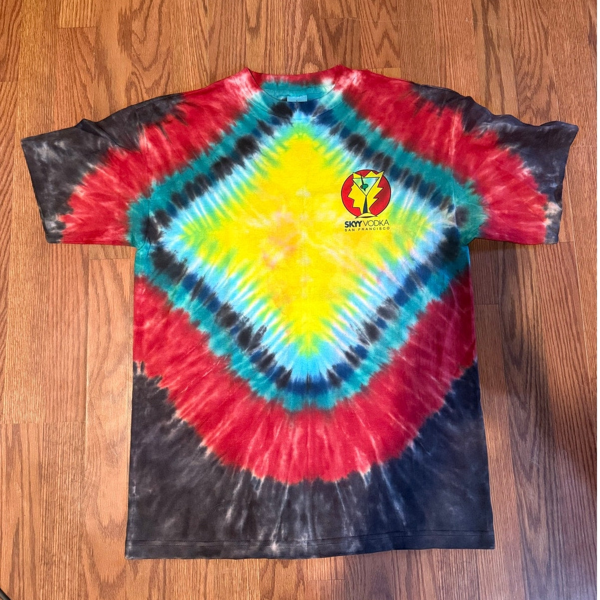 Skyy Vodka Tie Dye Size Large