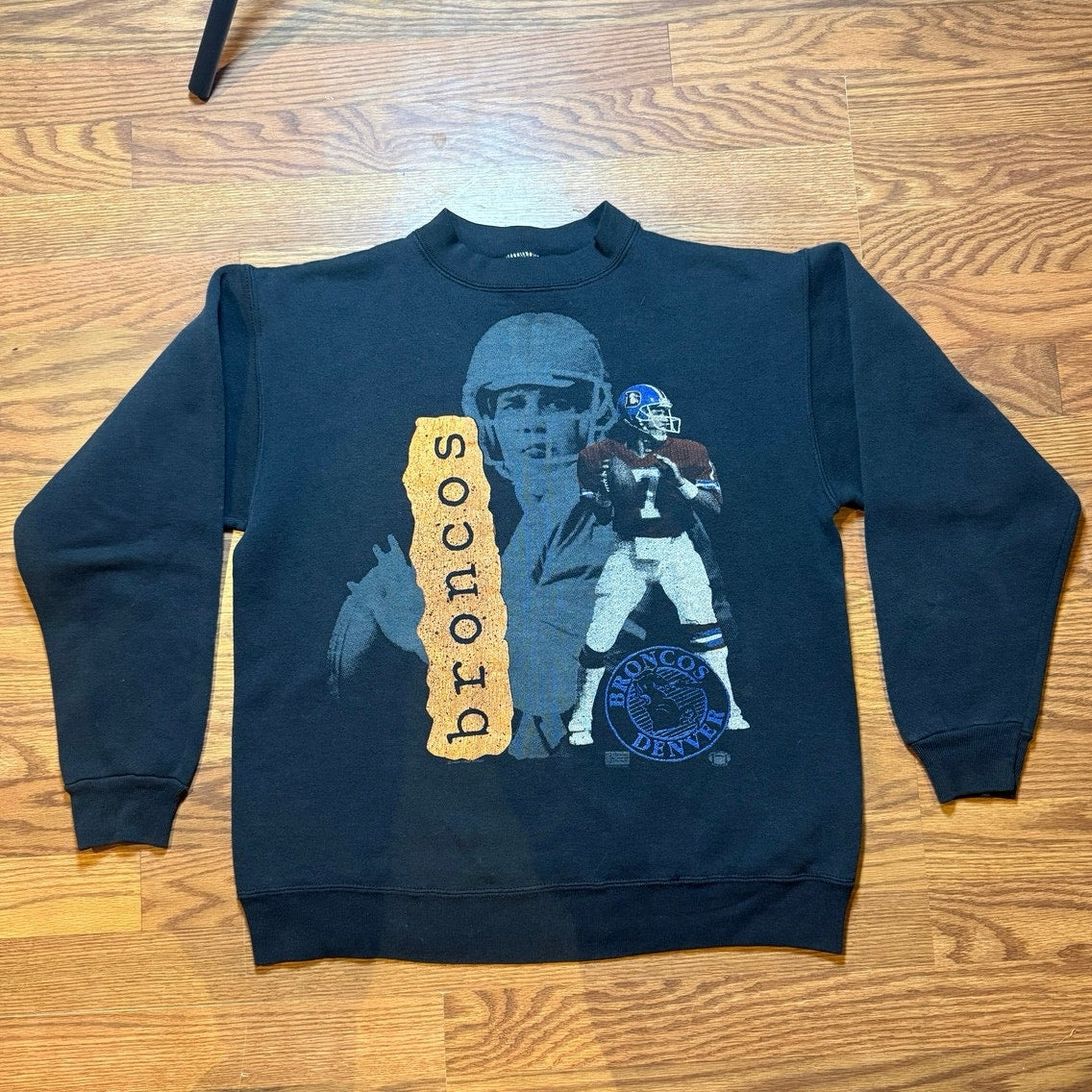 Salem Denver Broncos Crew Neck Size M
