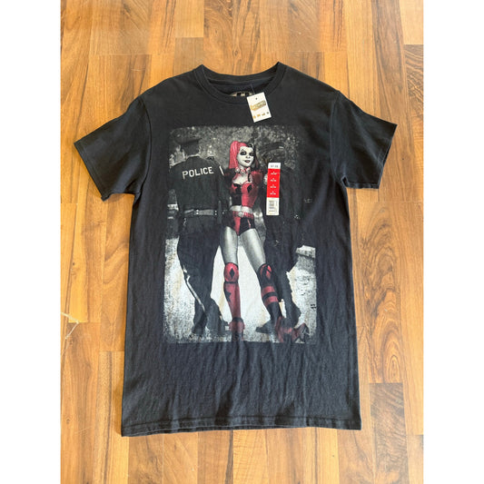 2018 Harley Quinn color splash graphic Size Small