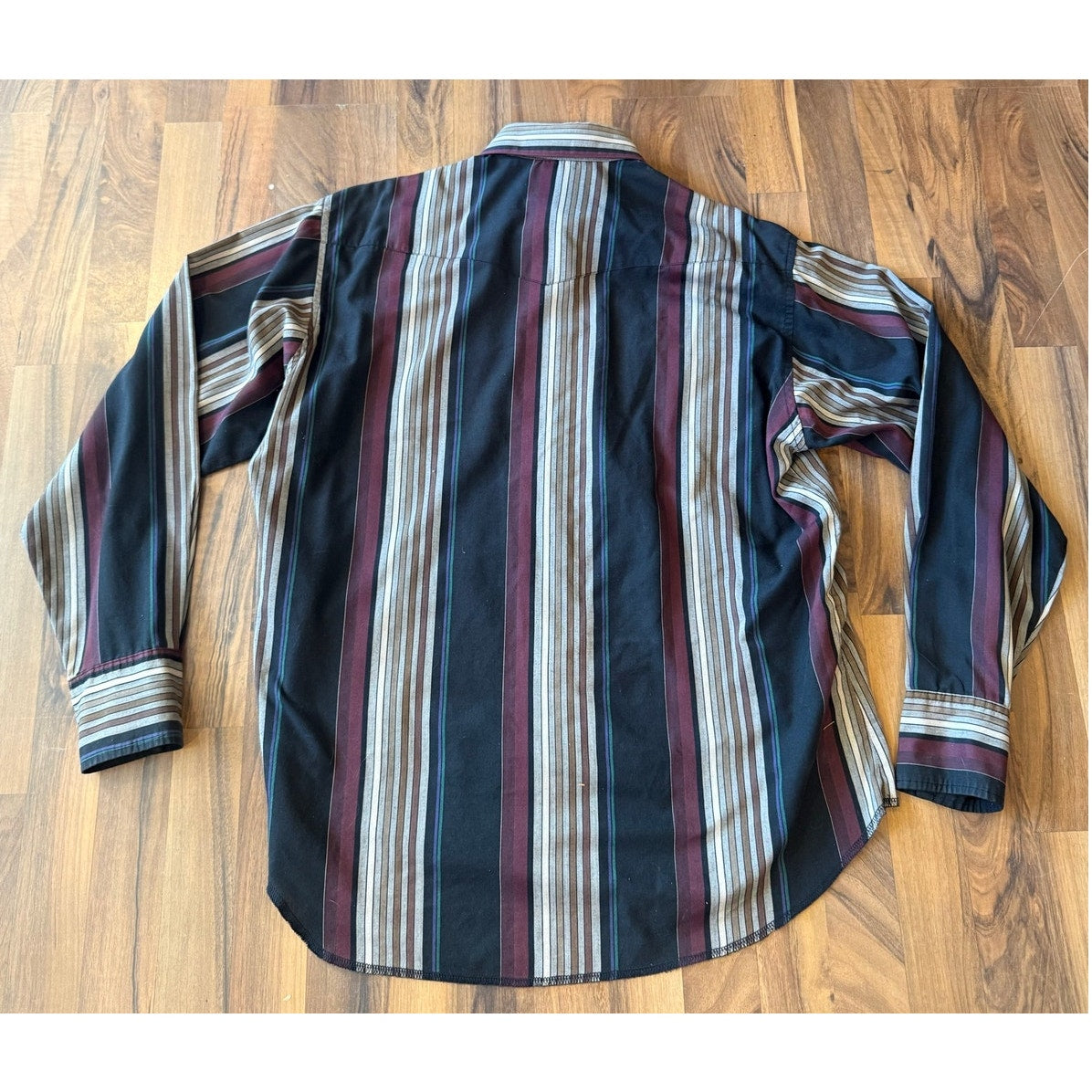 Wrangler Single Needle Tailoring Dark Stripe Size XL
