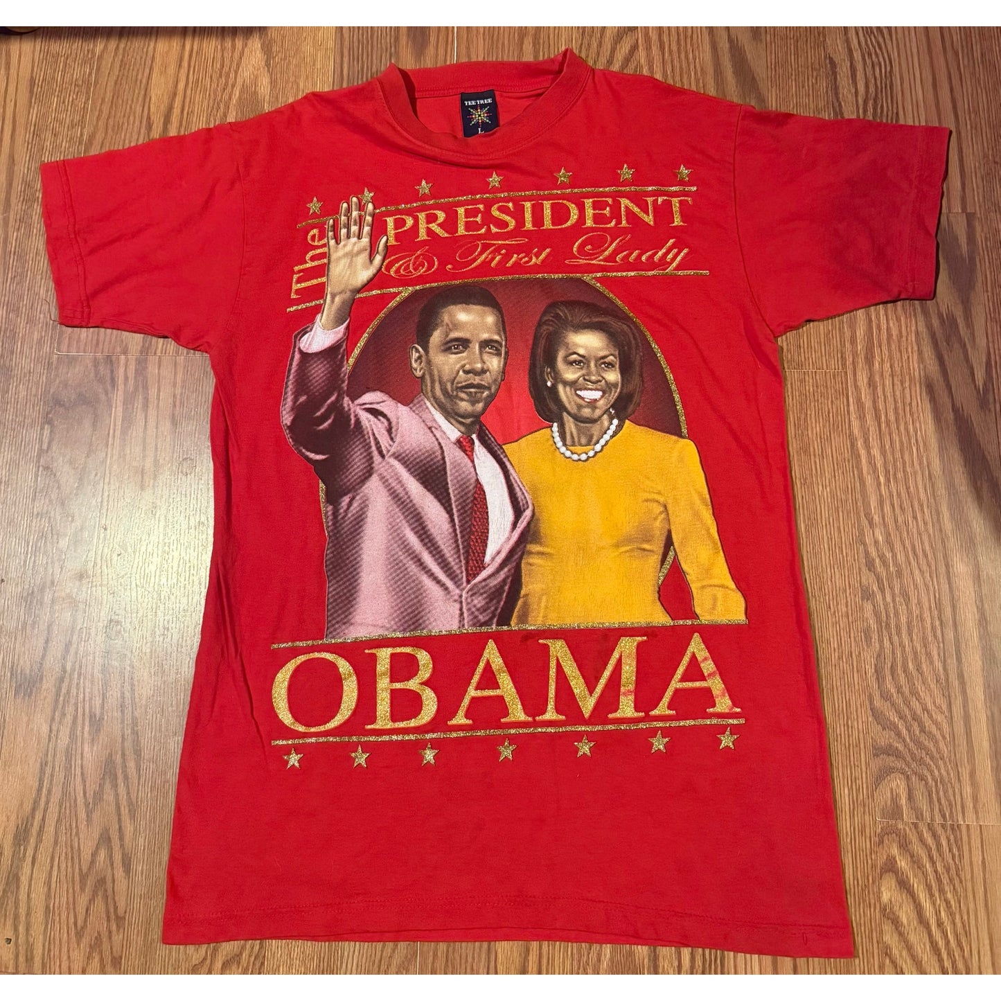 2008 Obama Era Commemorative Graphic Tee – Red – Size L