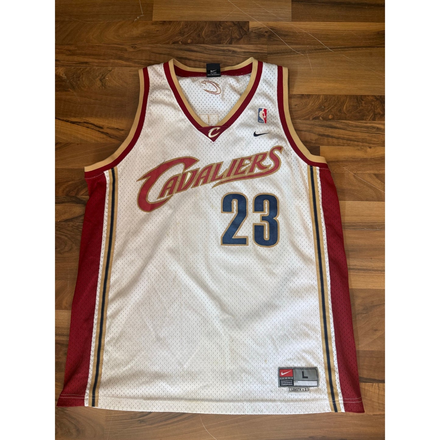 Nike Cleveland Cavaliers Lebron James Size Large Long