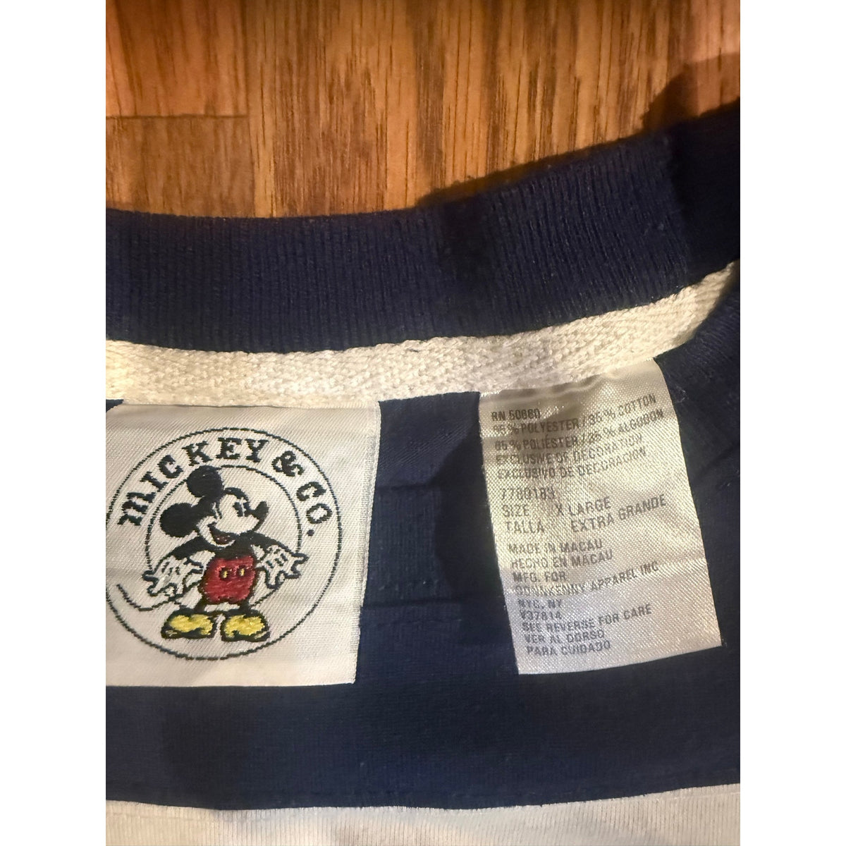 1990s Disney Mickey & Co. Hockey-style Long-Sleeve size xl