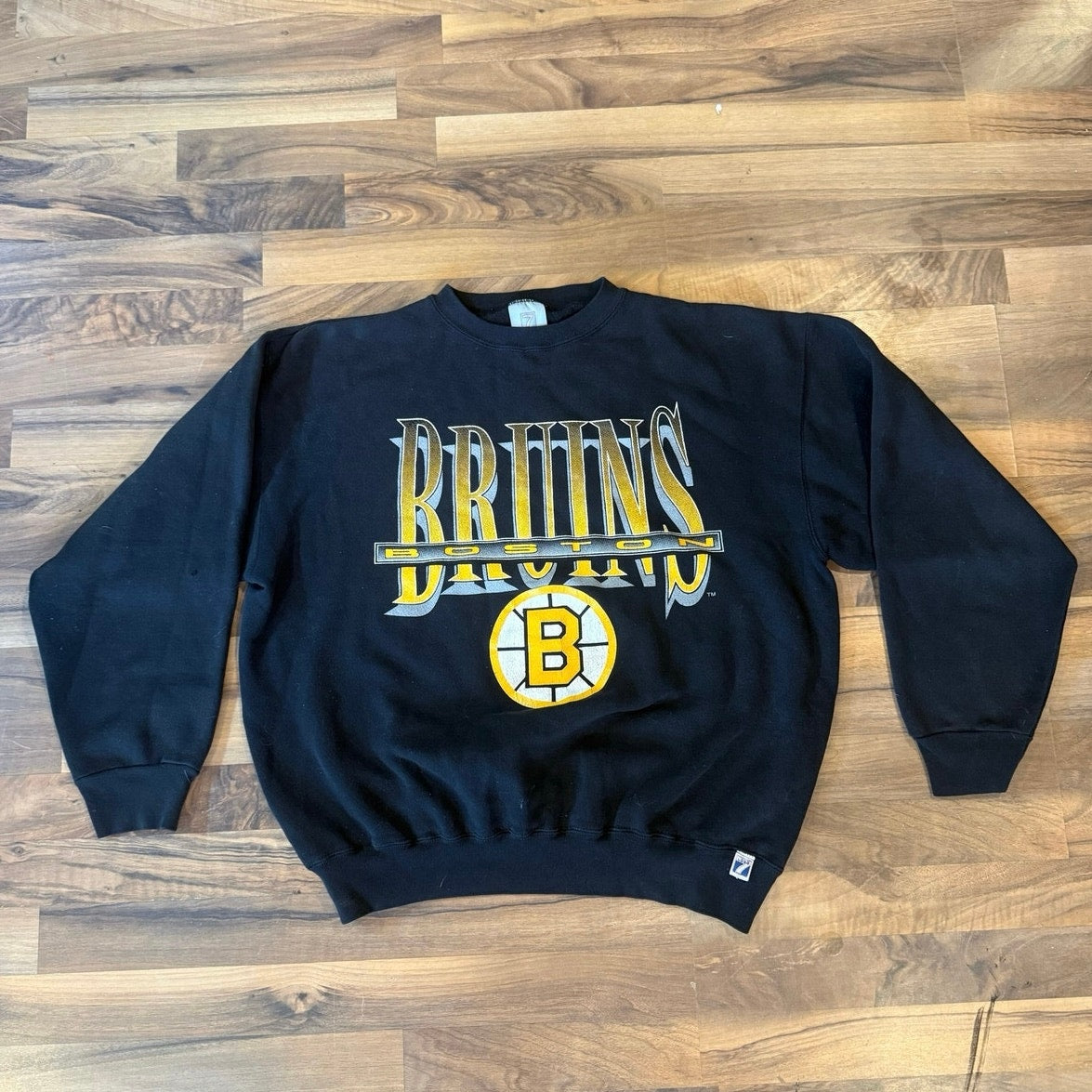 Logo 7 Crew Neck Boston Bruins Size XL