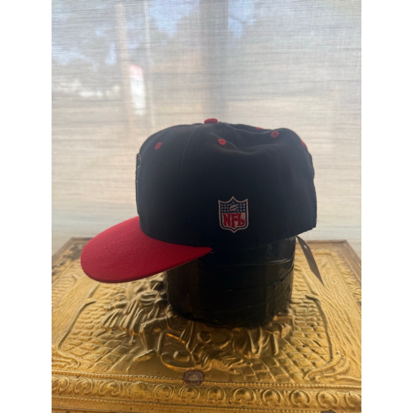 Mitchell and Ness Atlanta Falcons Snap Back