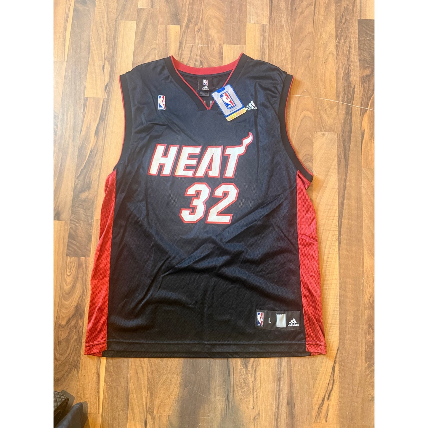 Adidas Miami Heat Shaquille O'Neal Size Large NWT