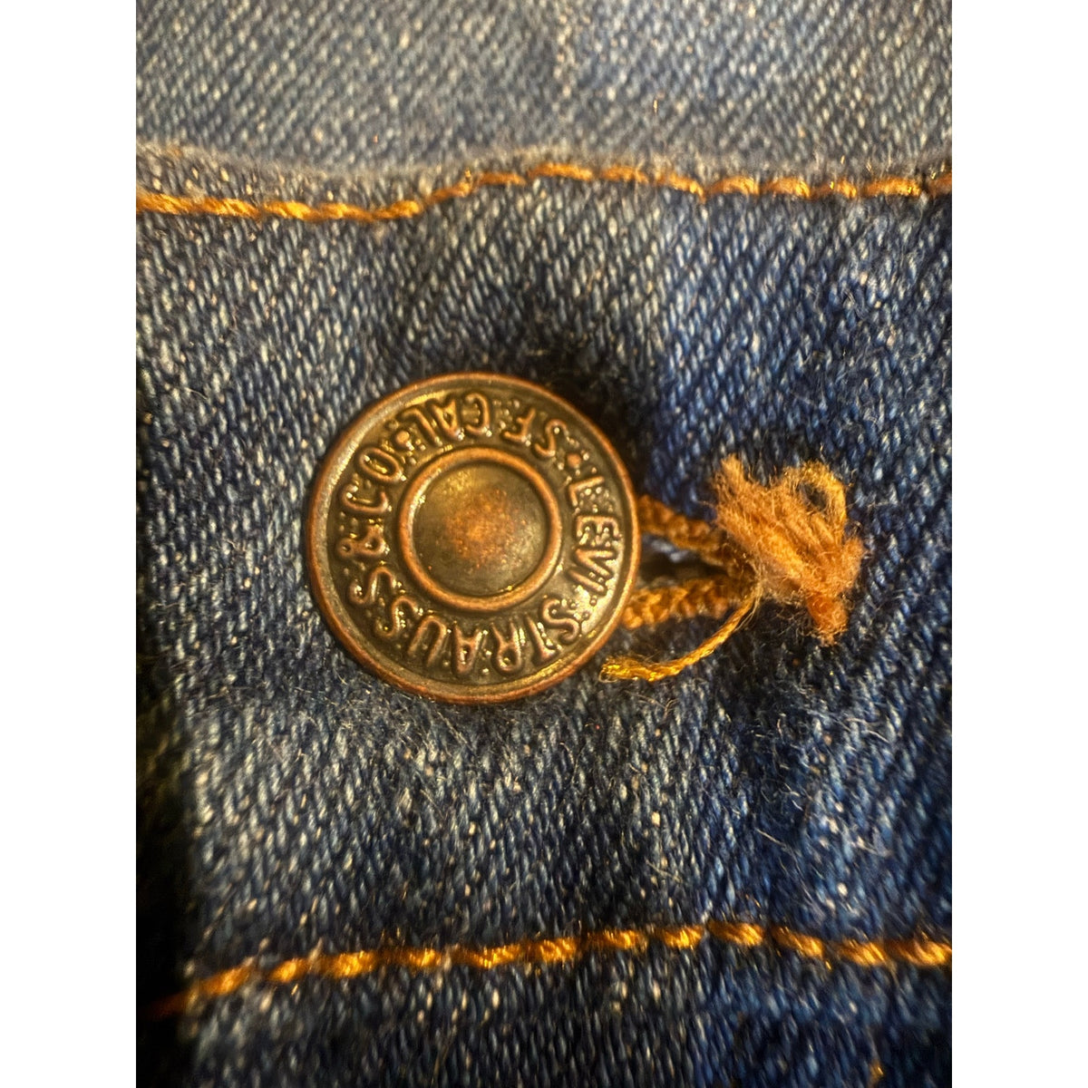 1982 Levi Saddleman movin on orange tab jeans 32x34