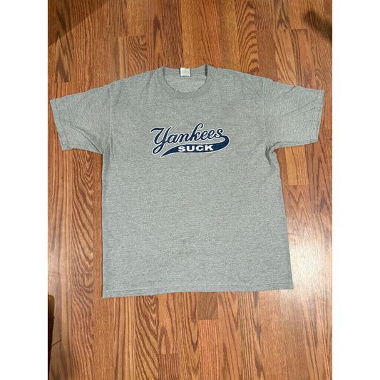 Yankees suck size XL