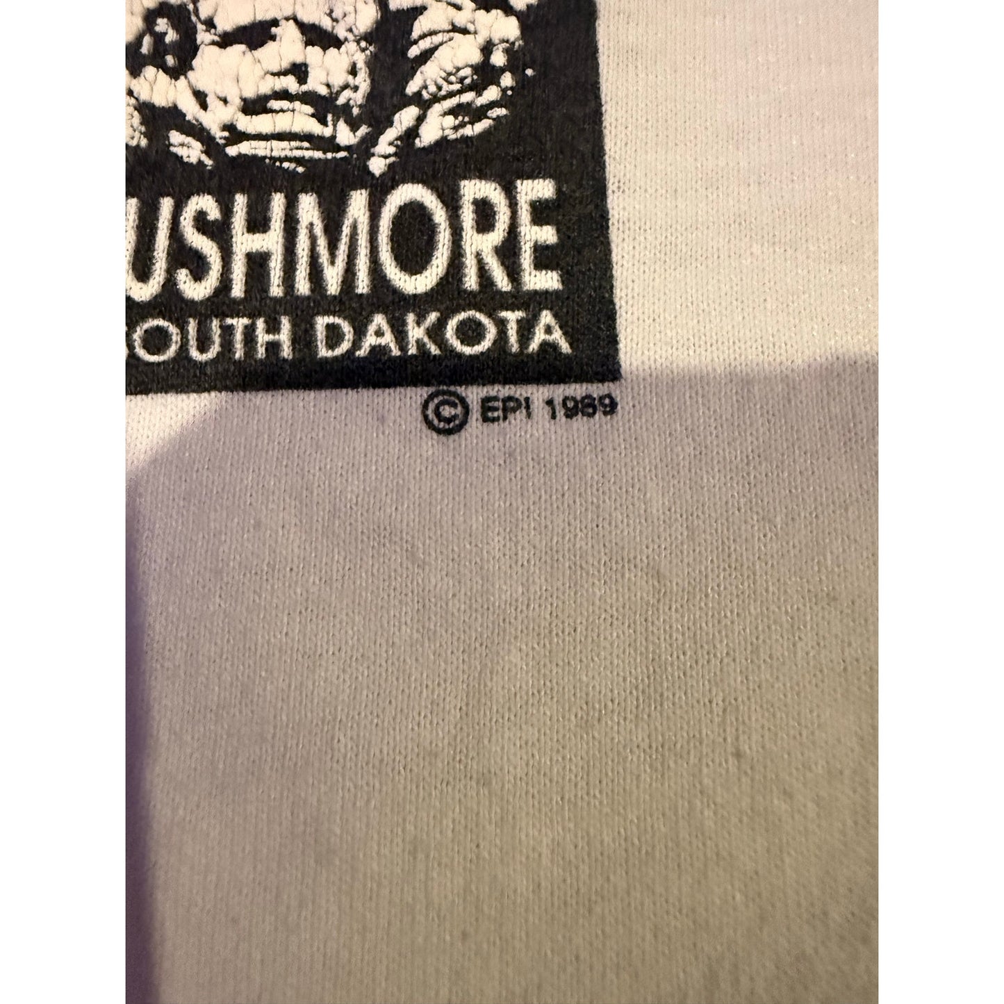 1989 Mount Rushmore Ringer Size XL