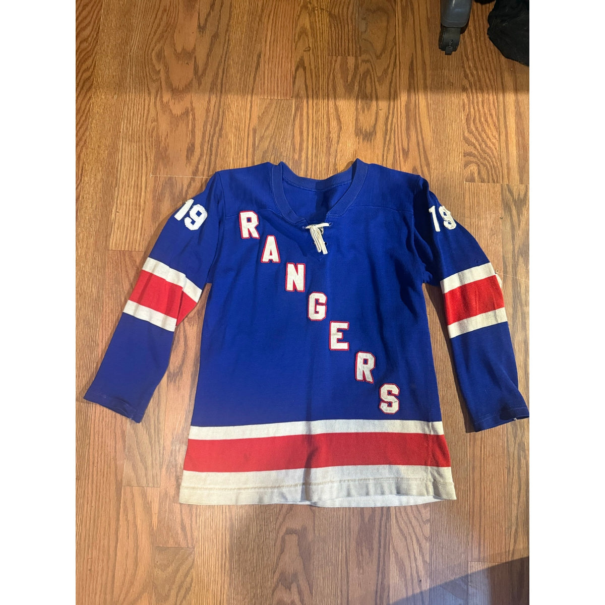 1970s Bauer New York Rangers Jean Ratelle Youth Hockey Jersey Size Large