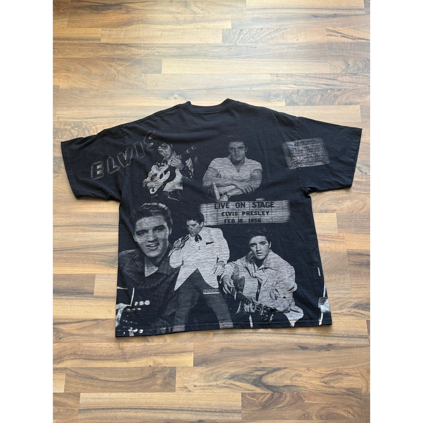 Elvis faded AOP Size Xl
