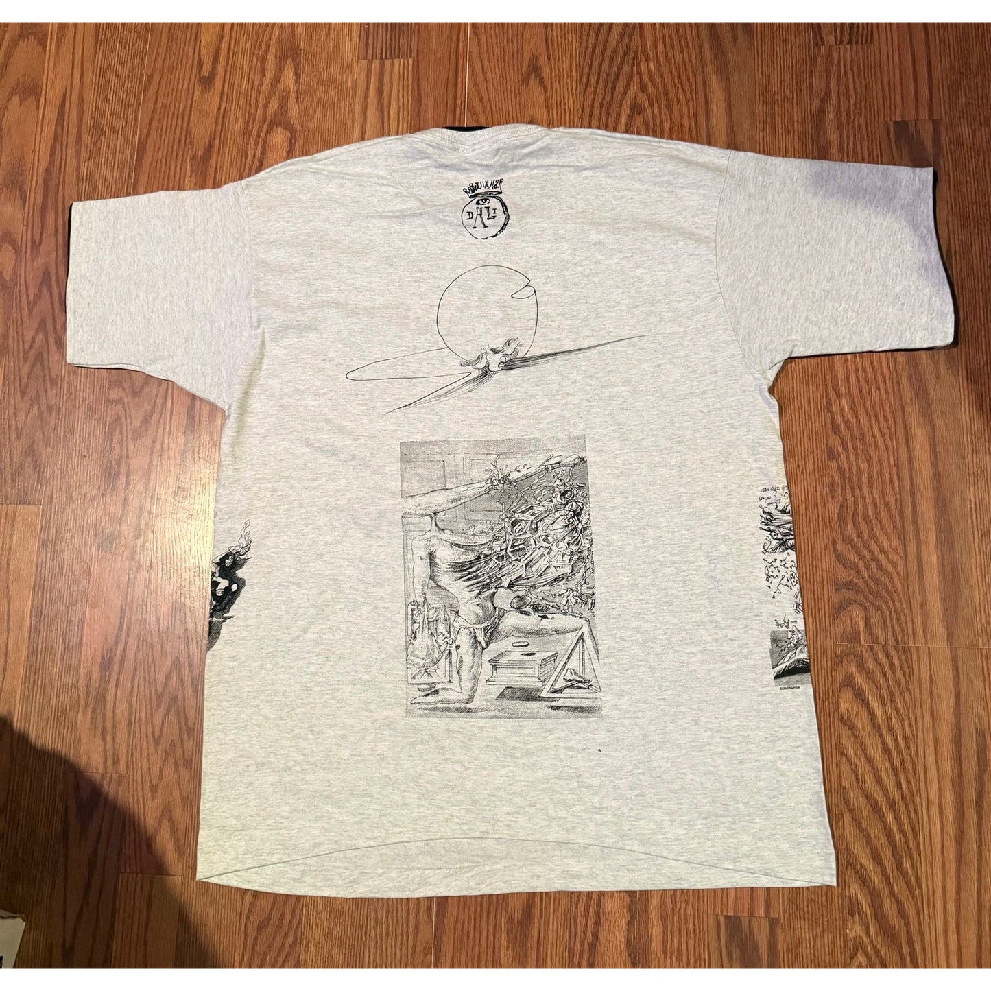 Vintage 90s Salvador Dalí Museum Art T-Shirt AOP – XL