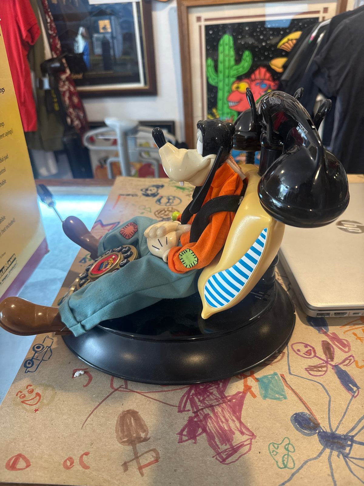 Goofy Animated Talking Telephone