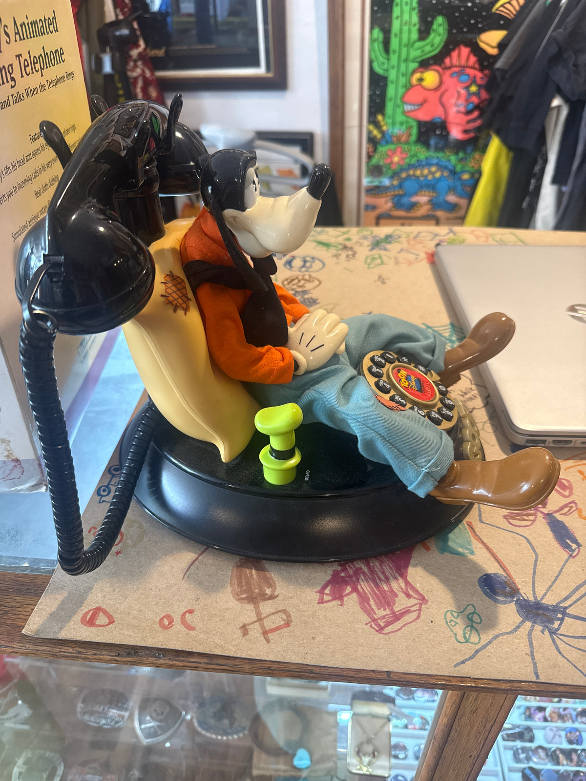 Goofy Animated Talking Telephone