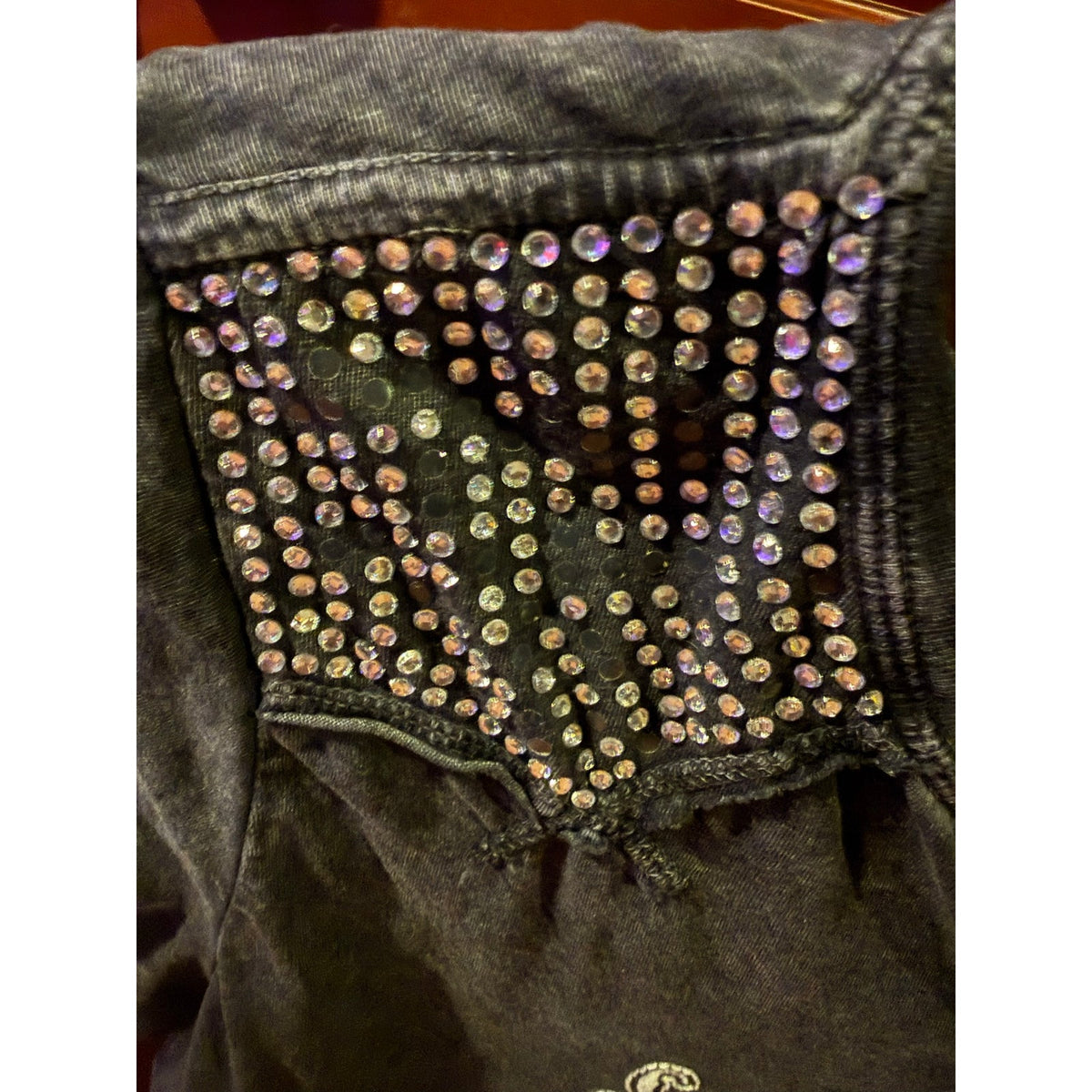 Womans bedazzled Affliction Size XL