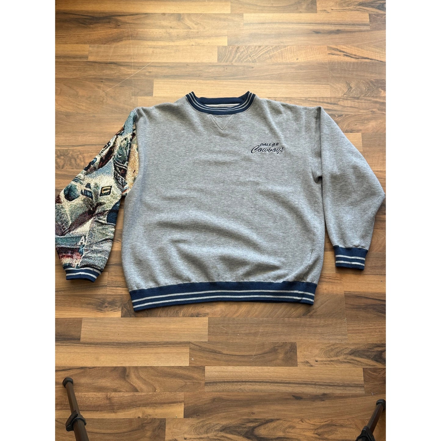 Logo 7 Custom 1 of 1 Dallas Cowboys Sweater Size XL