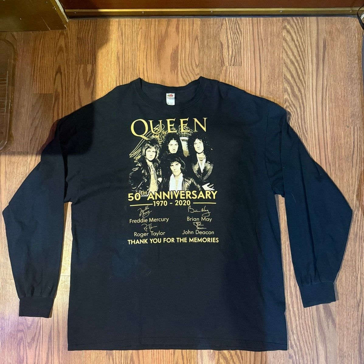 50 years of Queen longsleeve size 2xl