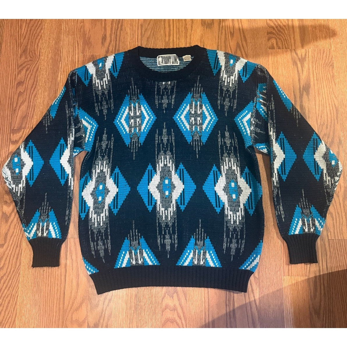 FrontLine Knit Sweater Size Large