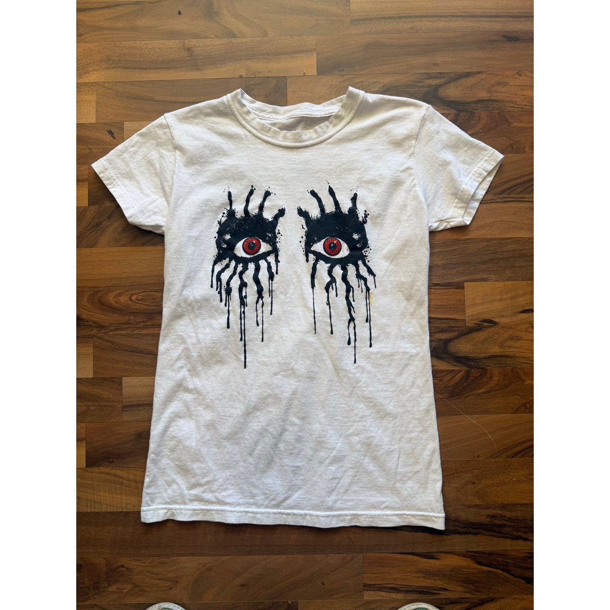Womans Alice Cooper eyes size Large