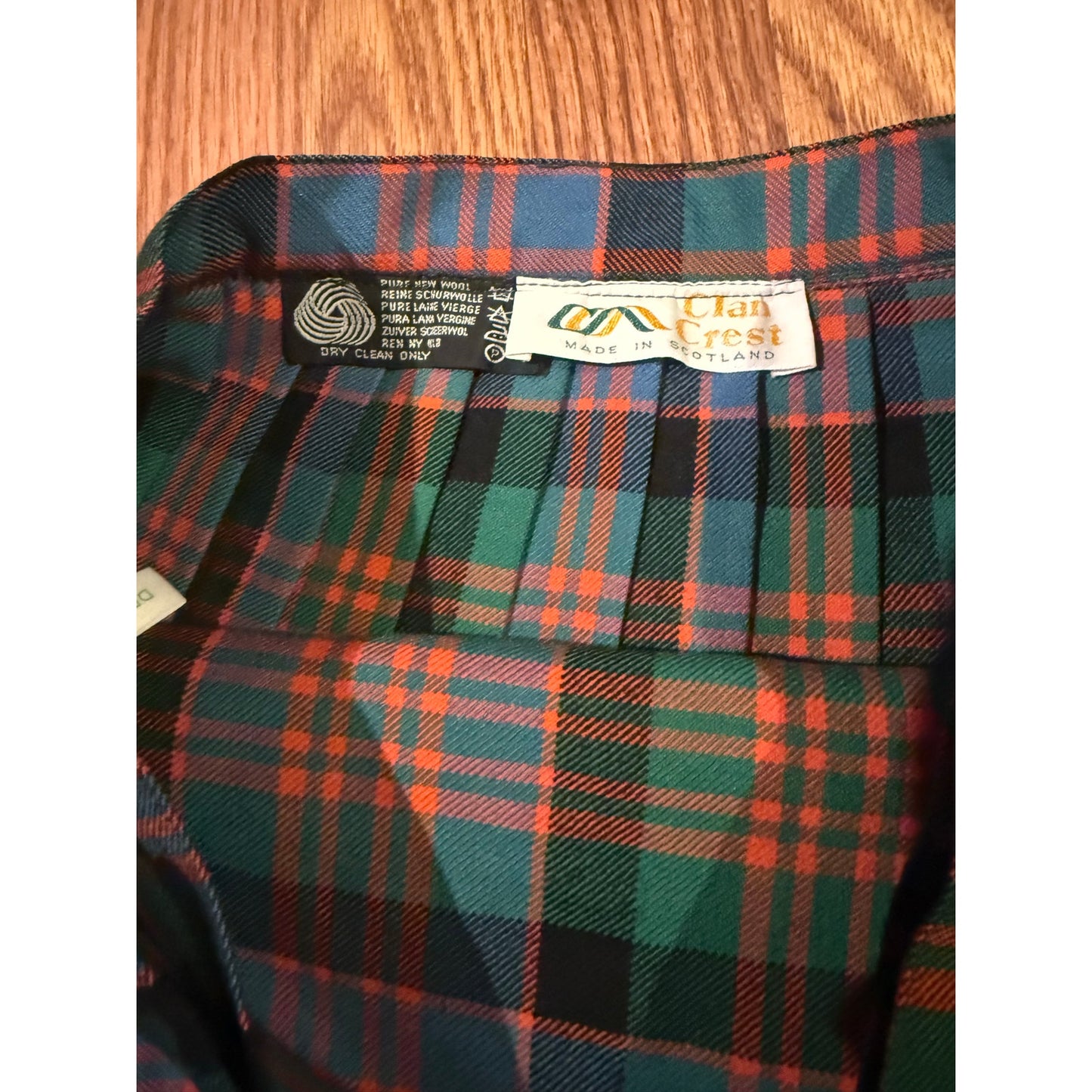 Vintage Scottish Wool Tartan Kilt Clan Crest Made inScotland