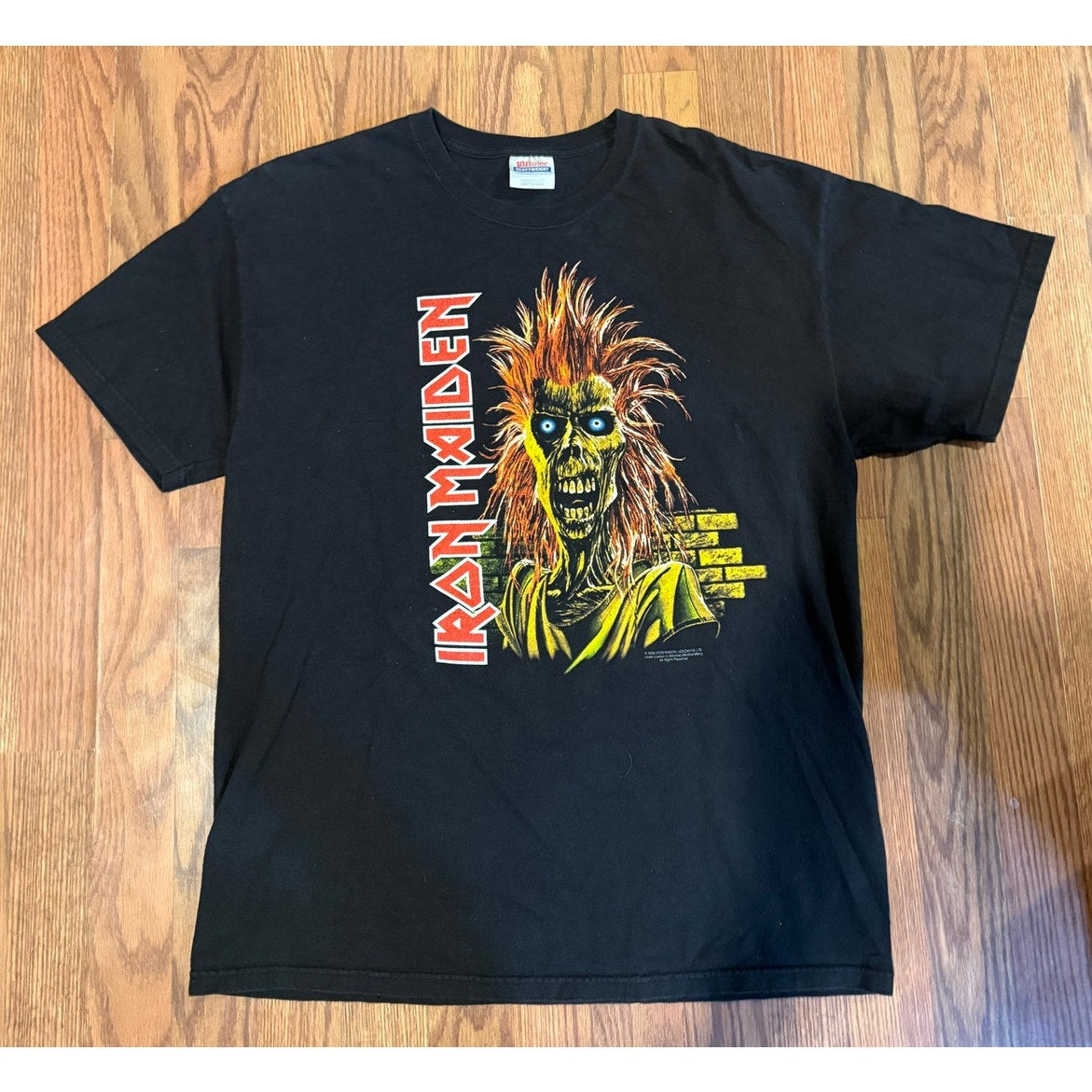 2006 Hanes Iron Maiden Size Large