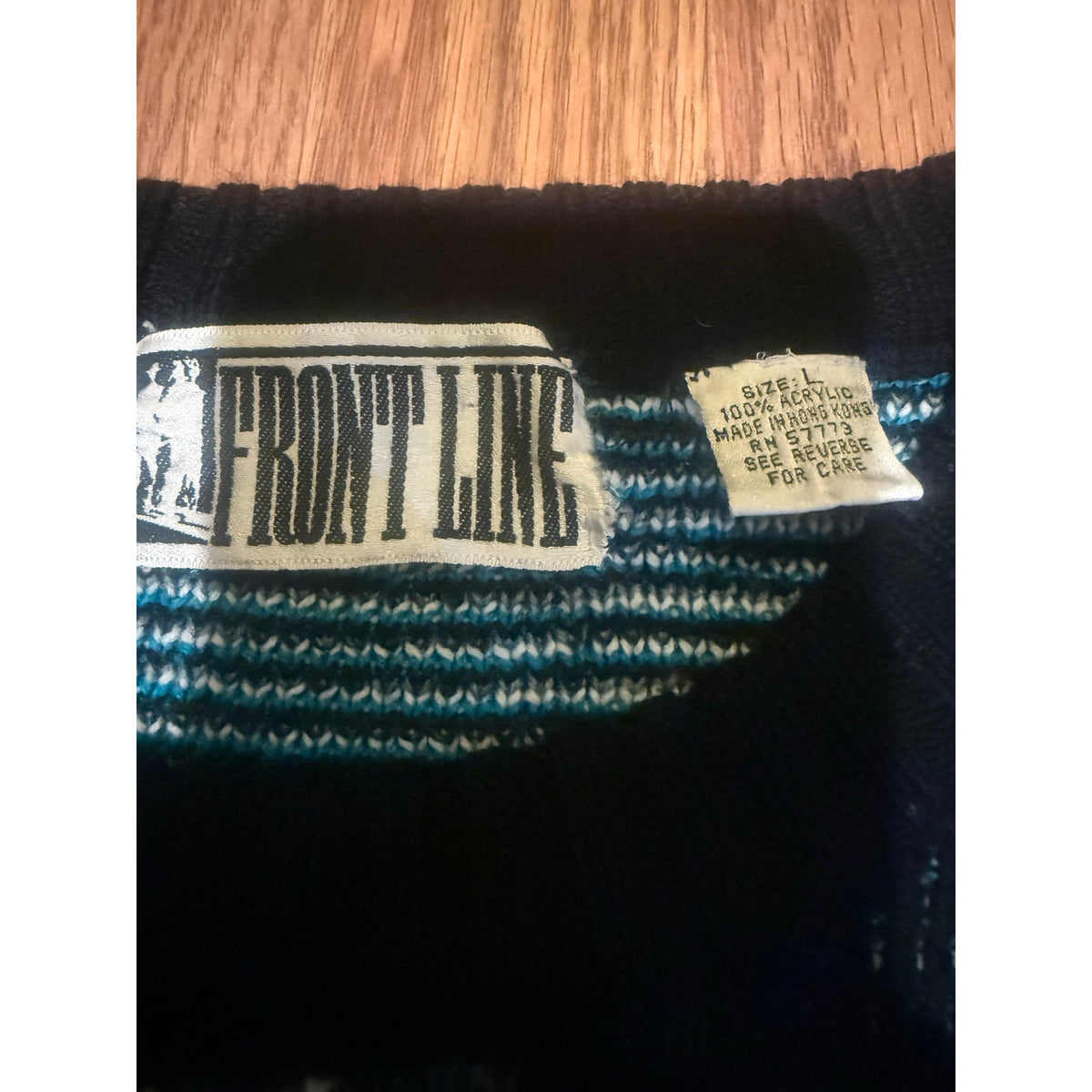 FrontLine Knit Sweater Size Large
