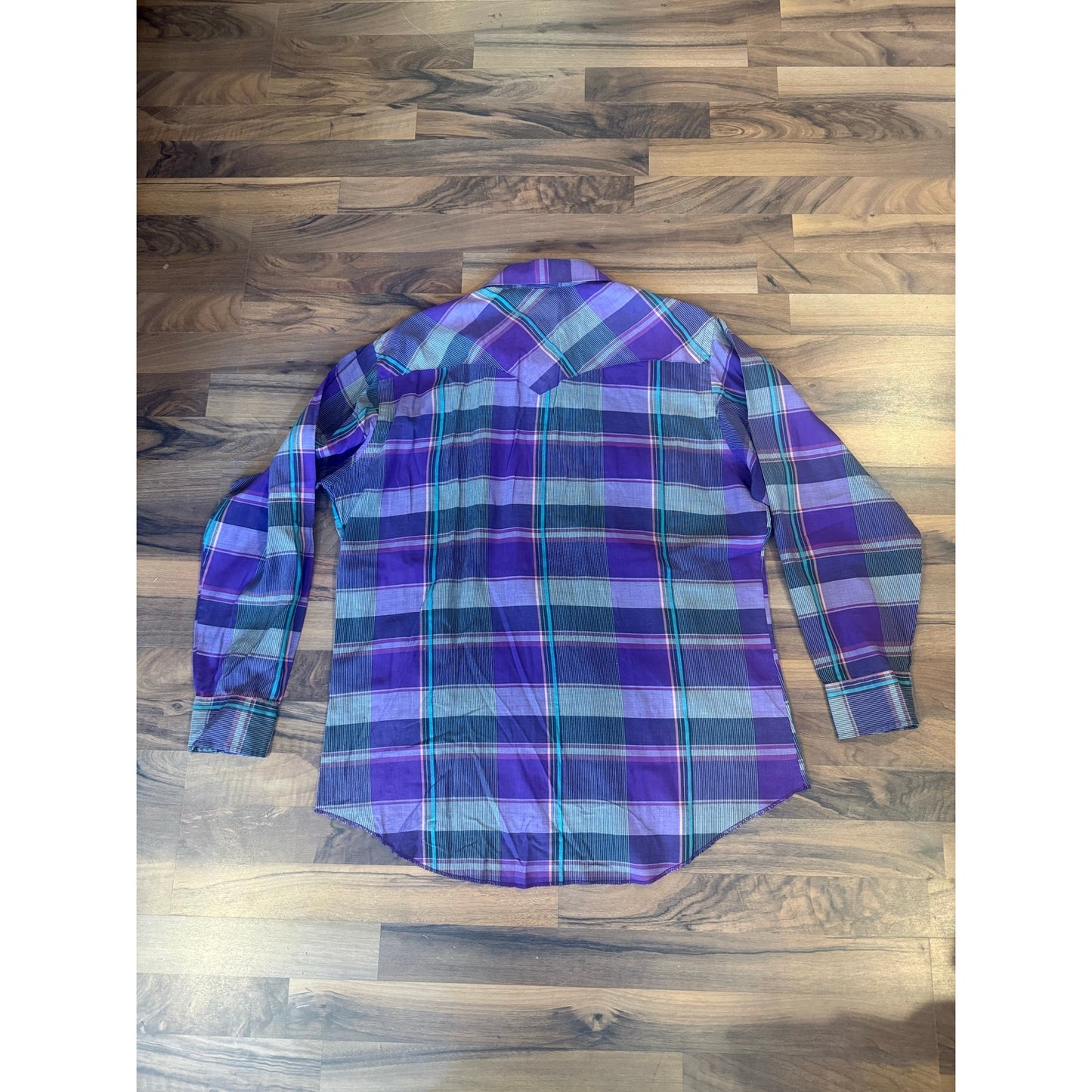 Wrangler Cowboy Cut Purple Pearl Snap size XL