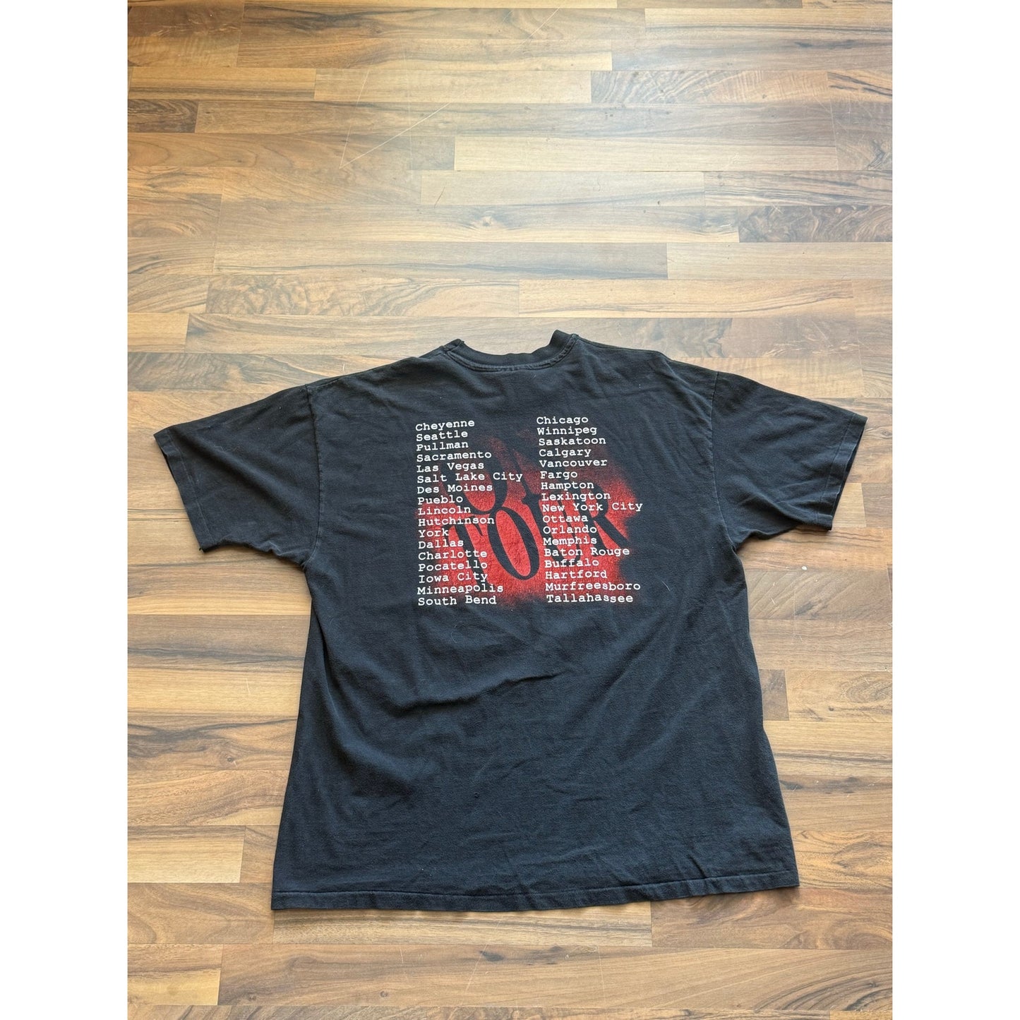 Garth Brooks Red Black 90s Size XL