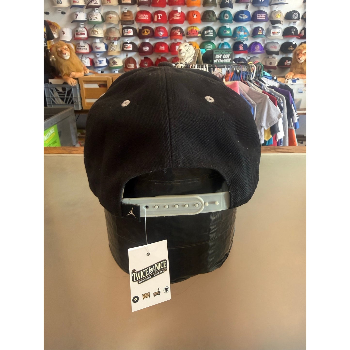 Air Jordan Jumpman Hat Black Snapback Chicago Skyline