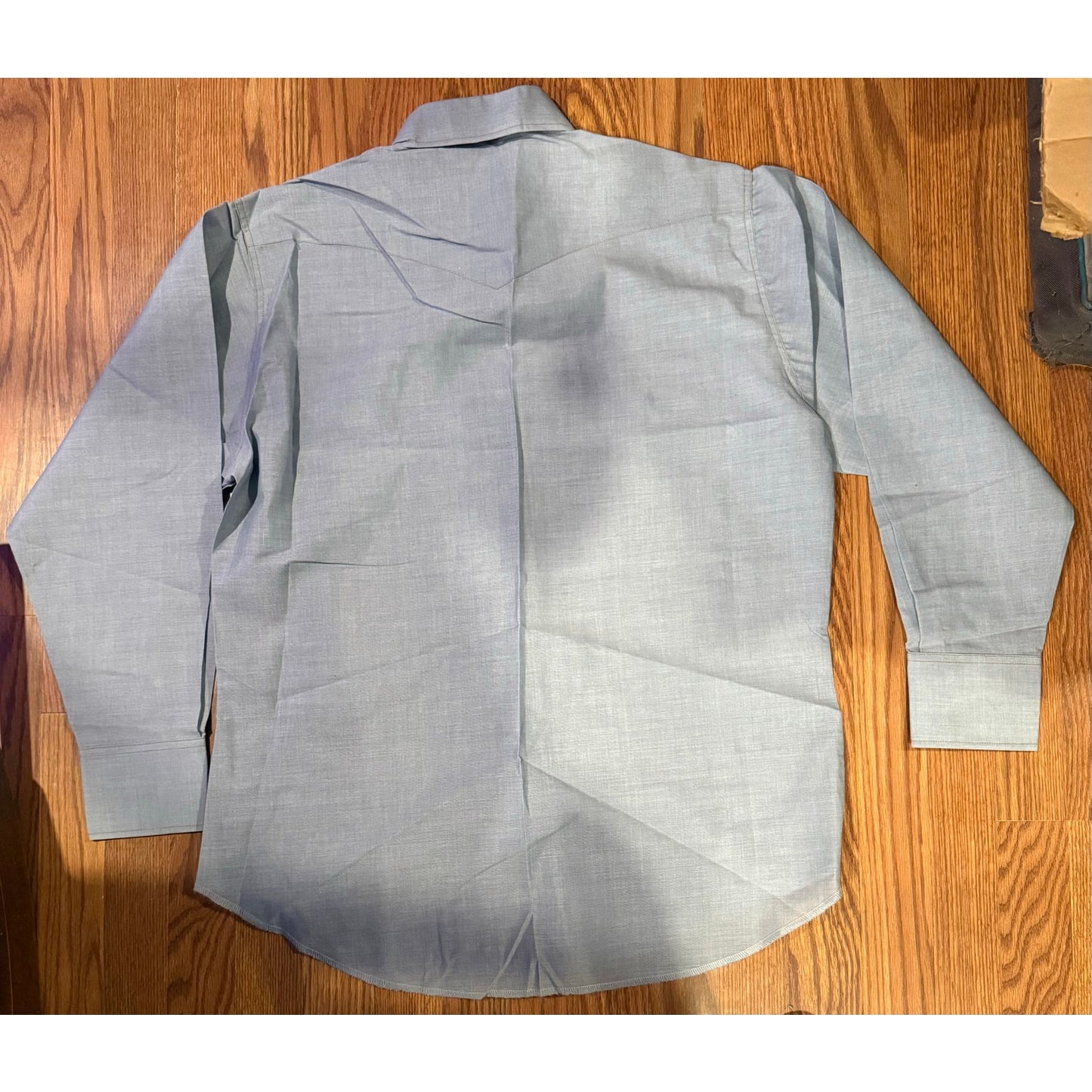Wrangler Western Pearl Snap Shirt – Light Blue Chambray NWT