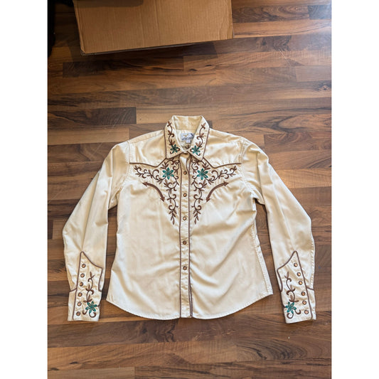 Ladies Embroidered Pearl Snap Size Md